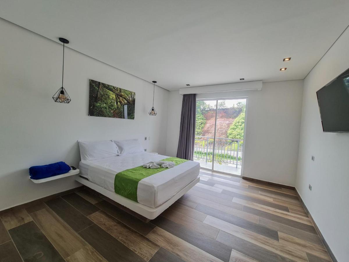 Hotel Monte Bello Doradal Exterior photo