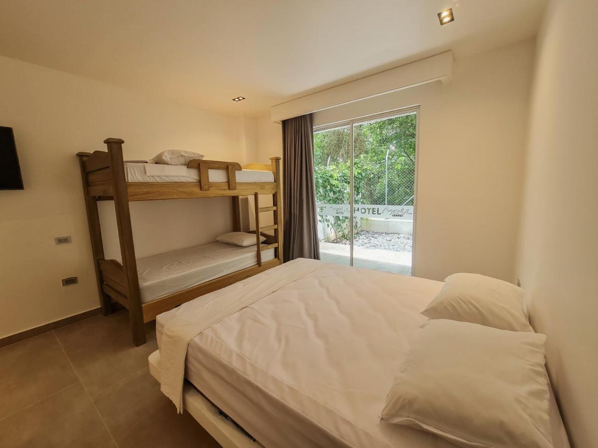 Hotel Monte Bello Doradal Exterior photo