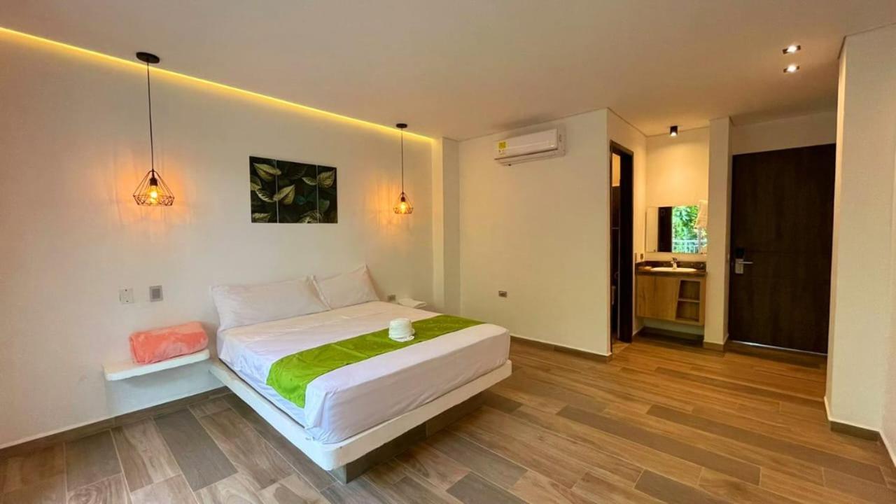 Hotel Monte Bello Doradal Exterior photo